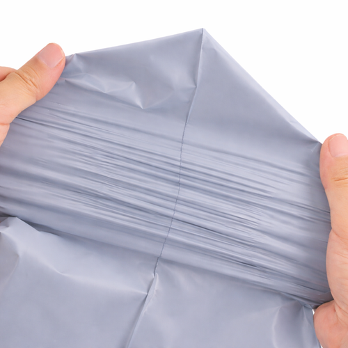 Enveloppes Plastiques pour expédition sans  pochette 100 Piéce